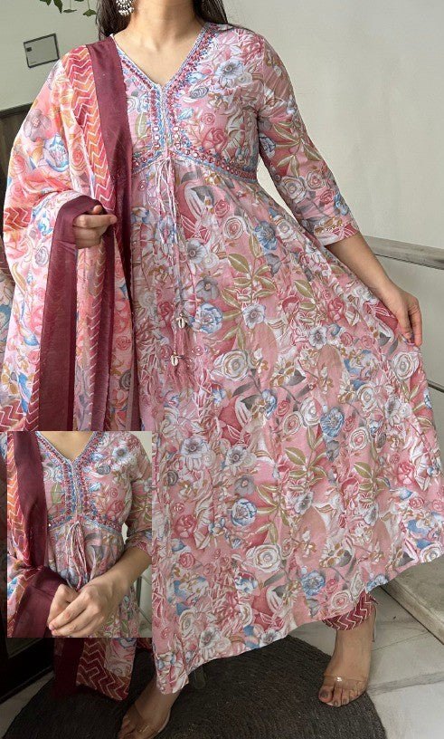 Rose Aura Floral Kurti Set